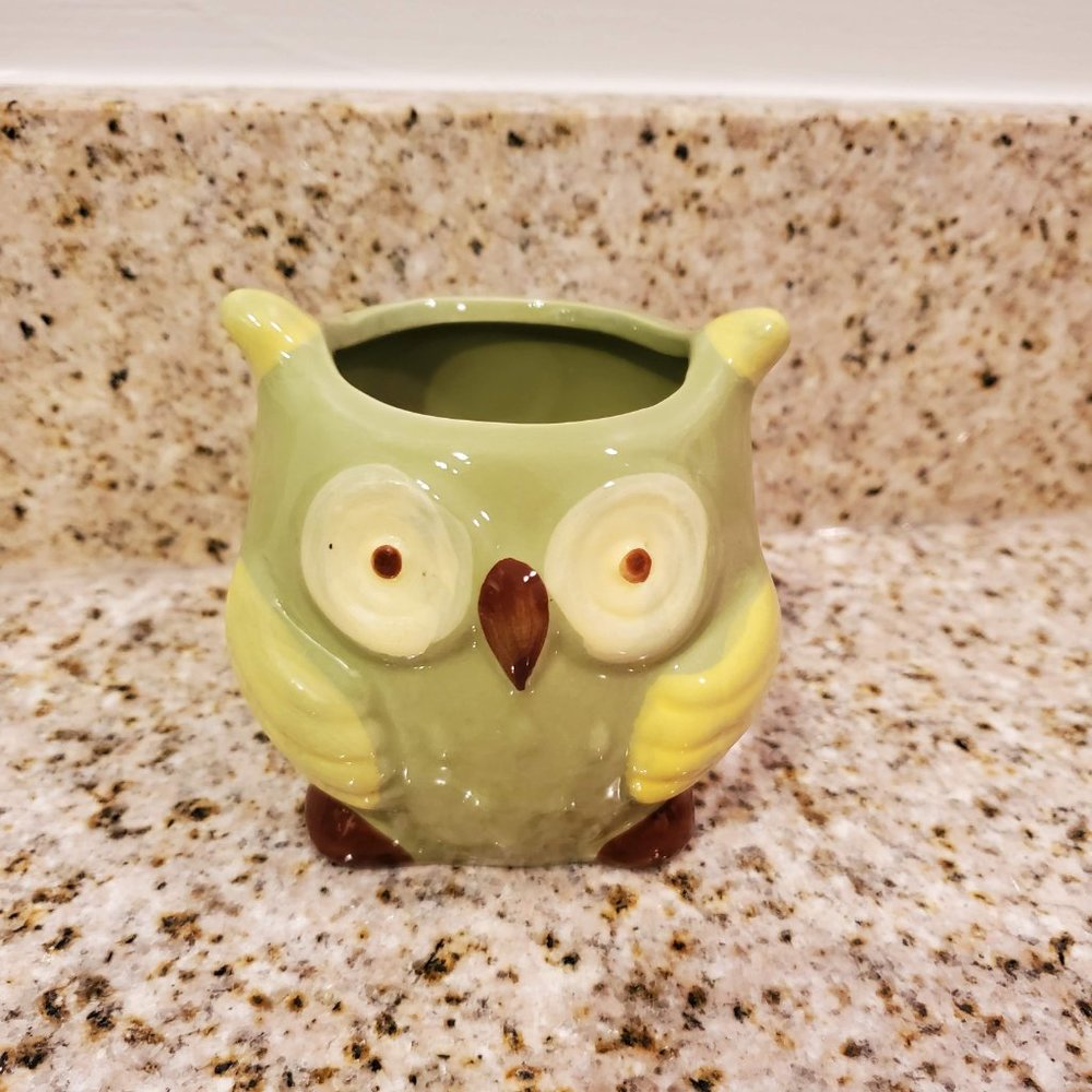 Animal Planters, Woodland 4pc Set, Squirrel Deer Owl Hedgehog plant pots - Picture 8 of 11